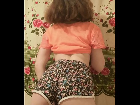 ❤️ Sexy young babe stripping off her shorts on camera ❤️❌ Super sex at us ❤